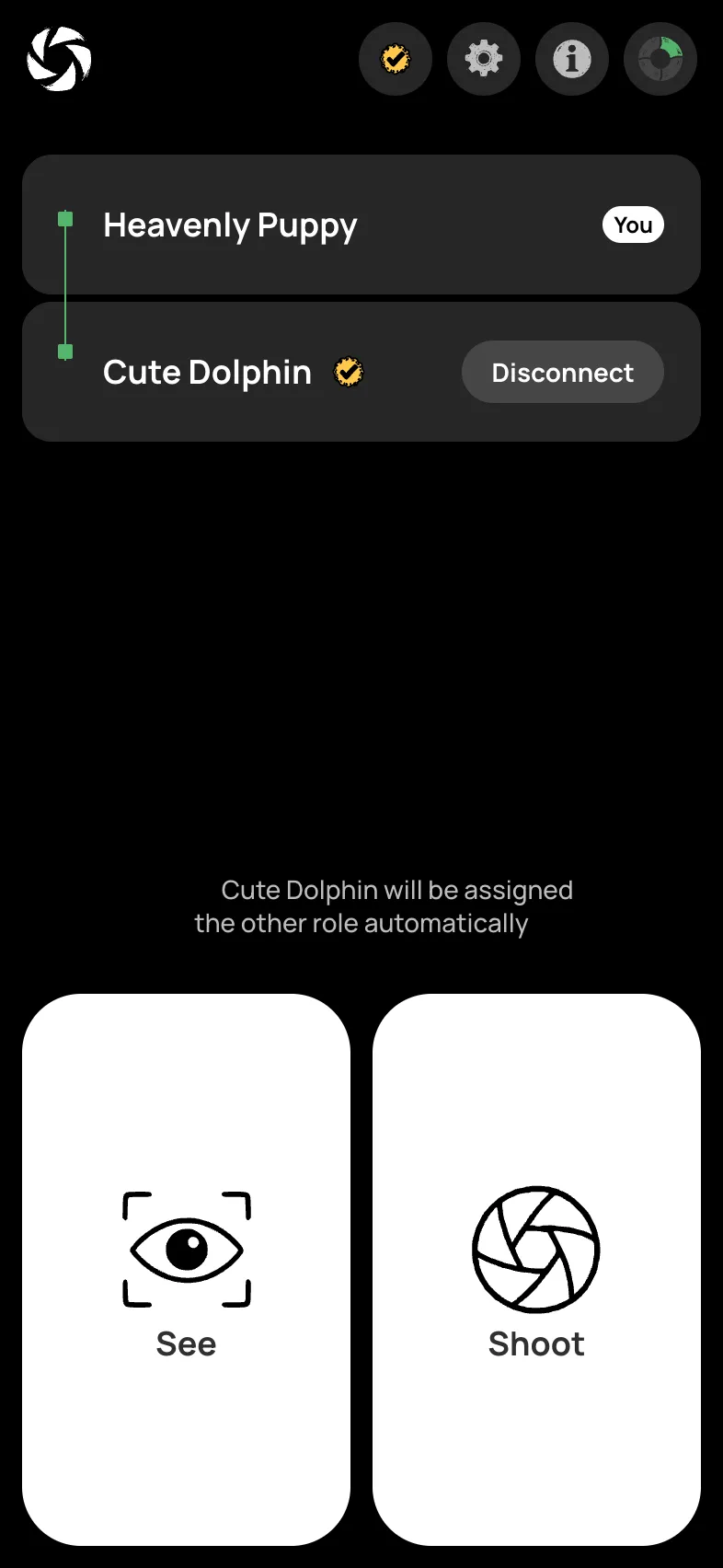 Futari's role screen after two iPhones connect, with a See button and a Shoot button and the note that the other phone gets the other role automatically.